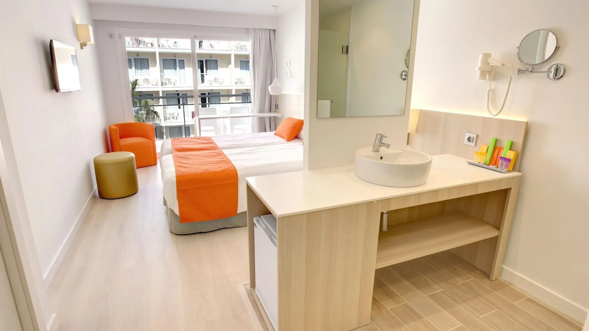Bq Bulevar Peguera- Adults Only